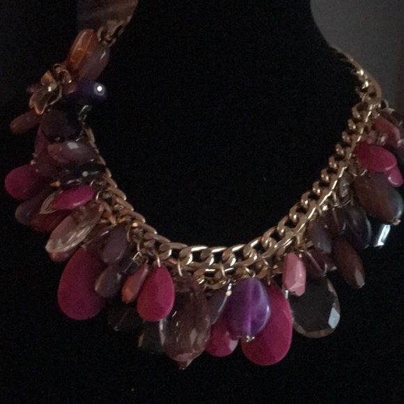 Shades of Pink Flower Necklace - Picture 1 of 4